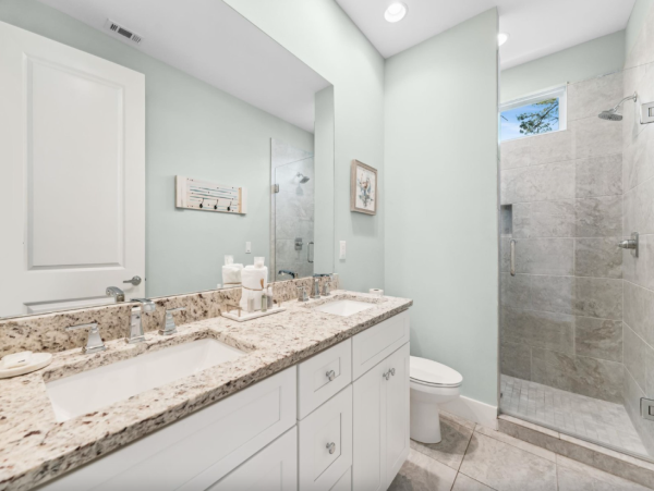 Luxury 5-Bedroom Vacation Townhome in Seagrove Beach - Golf Cart included
